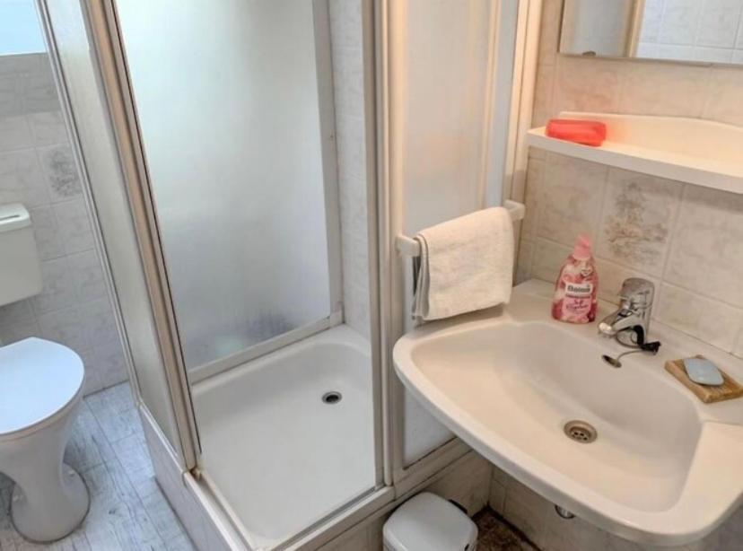 Ferienwohnung Am Schwanenteich นอร์เดน ภายนอก รูปภาพ